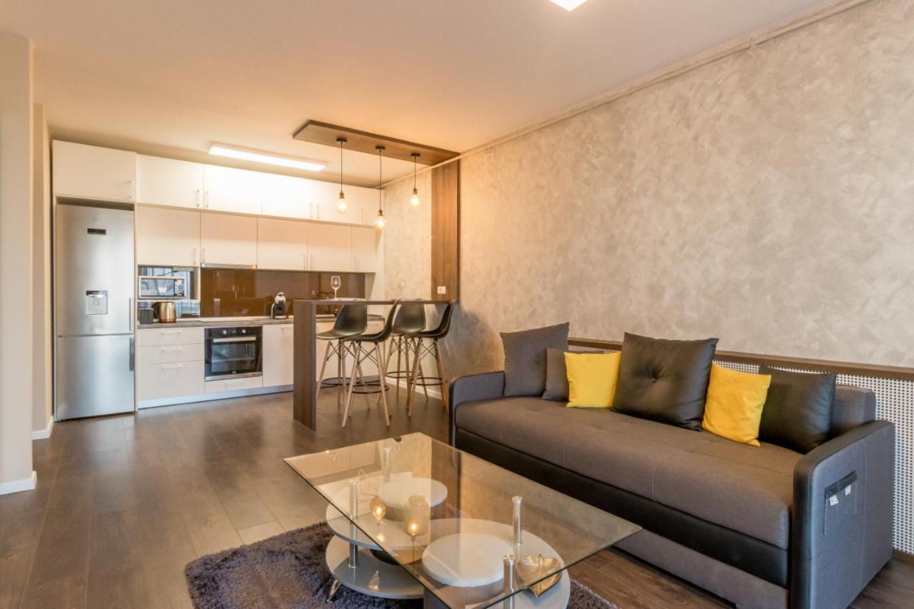 Modern Downtown Apartment 클루지나포카 외부 사진