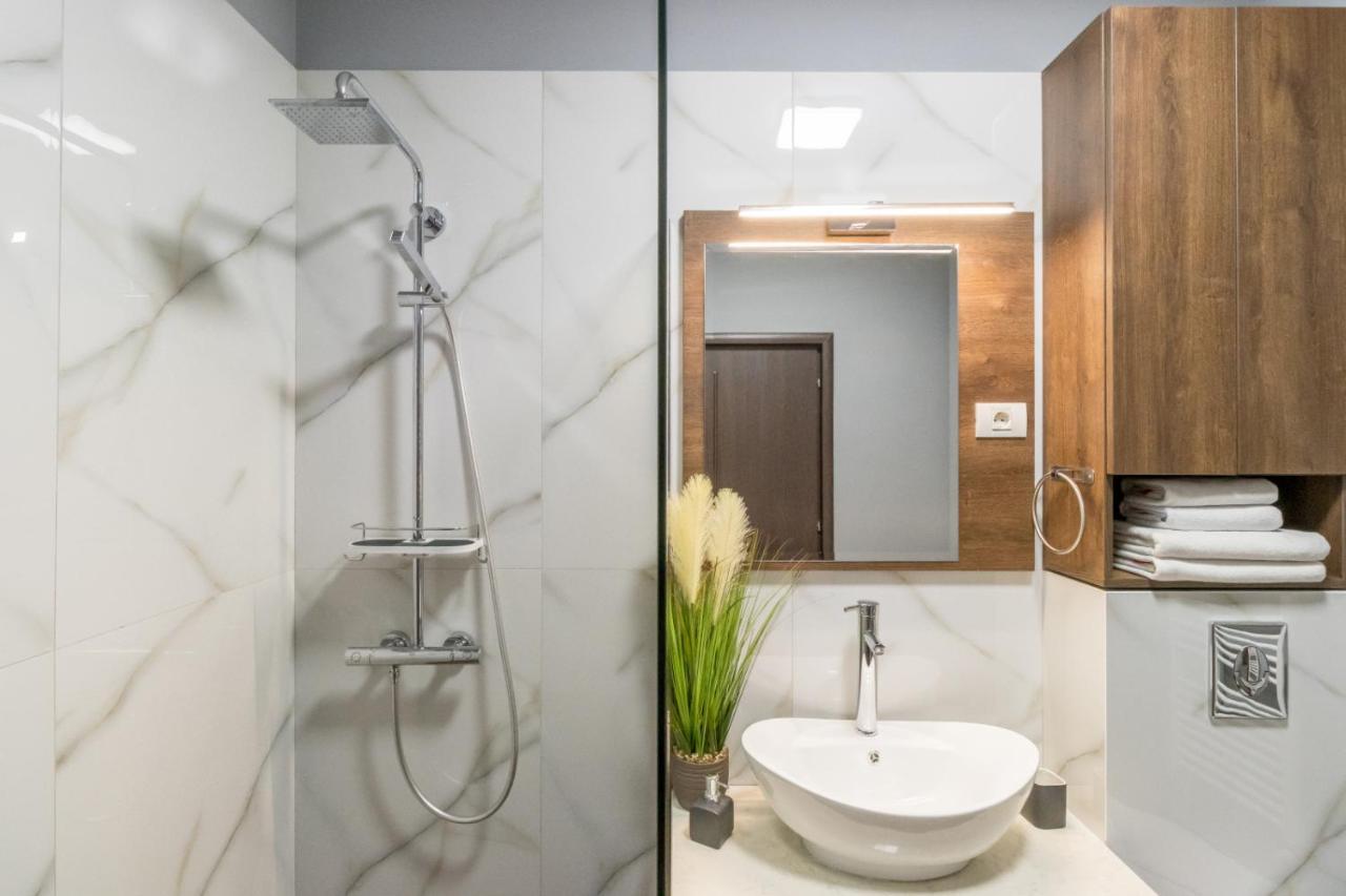 Modern Downtown Apartment 클루지나포카 외부 사진